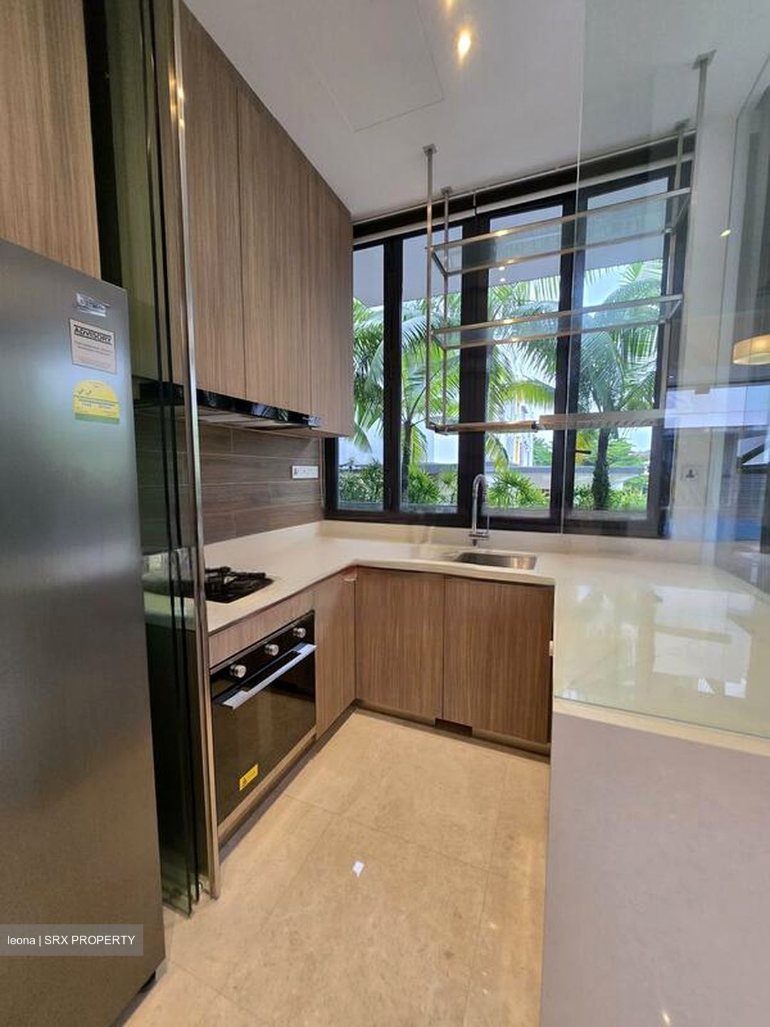 Sunrise Avenue (D28), Terrace #453678511